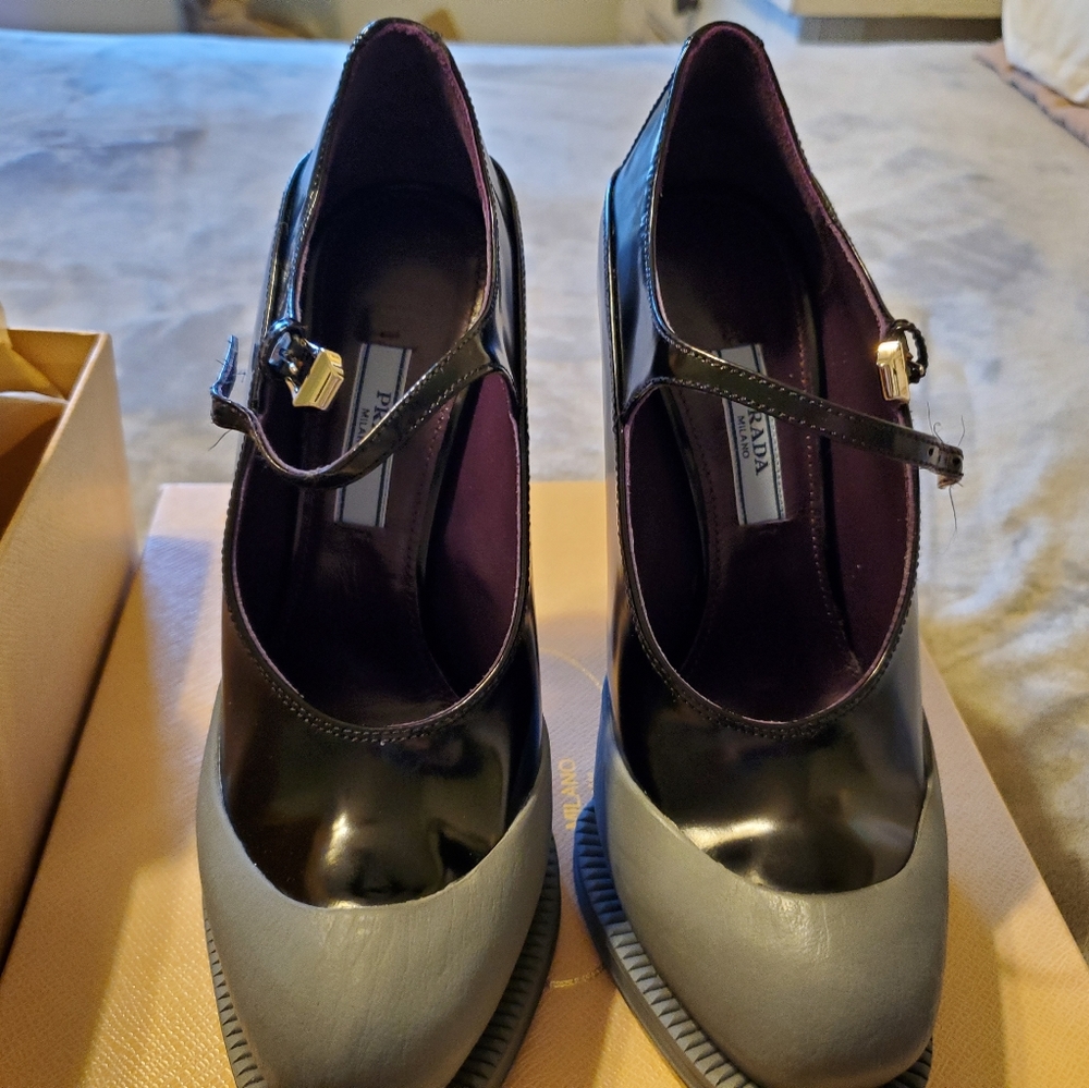 Never Worn - image 3